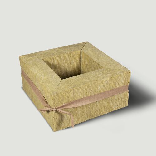 Vækstboks 67,5x67,5x33 cm.